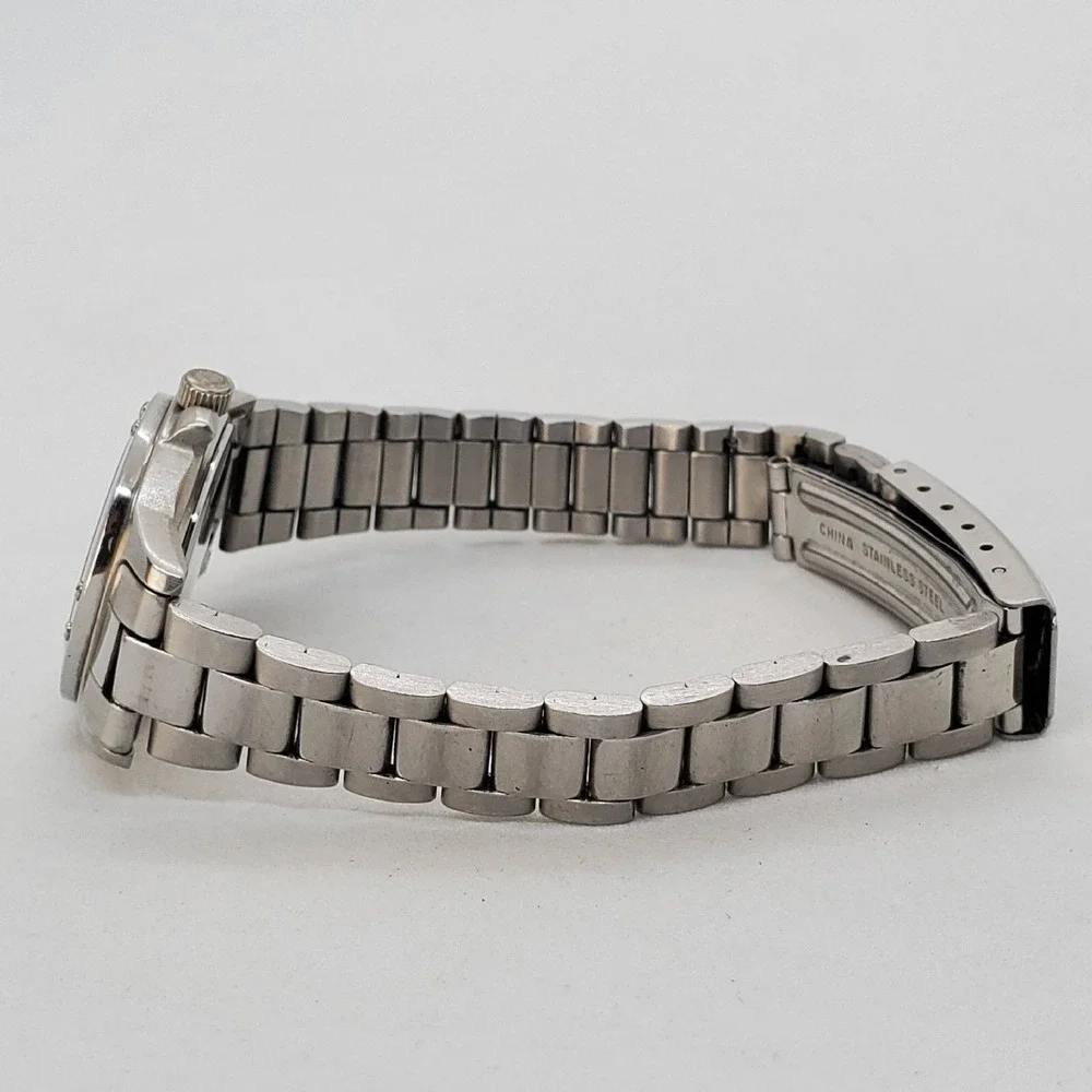 Armitron Women's‎ Watch 26mm White Dial Date 7